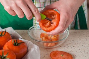 Фаршированные помидоры с мясным фаршем в духовке