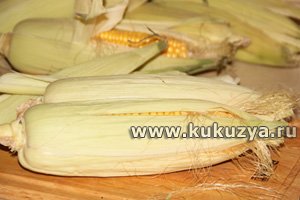 Как правильно варить кукурузу в початках в кастрюле, шаг 1
